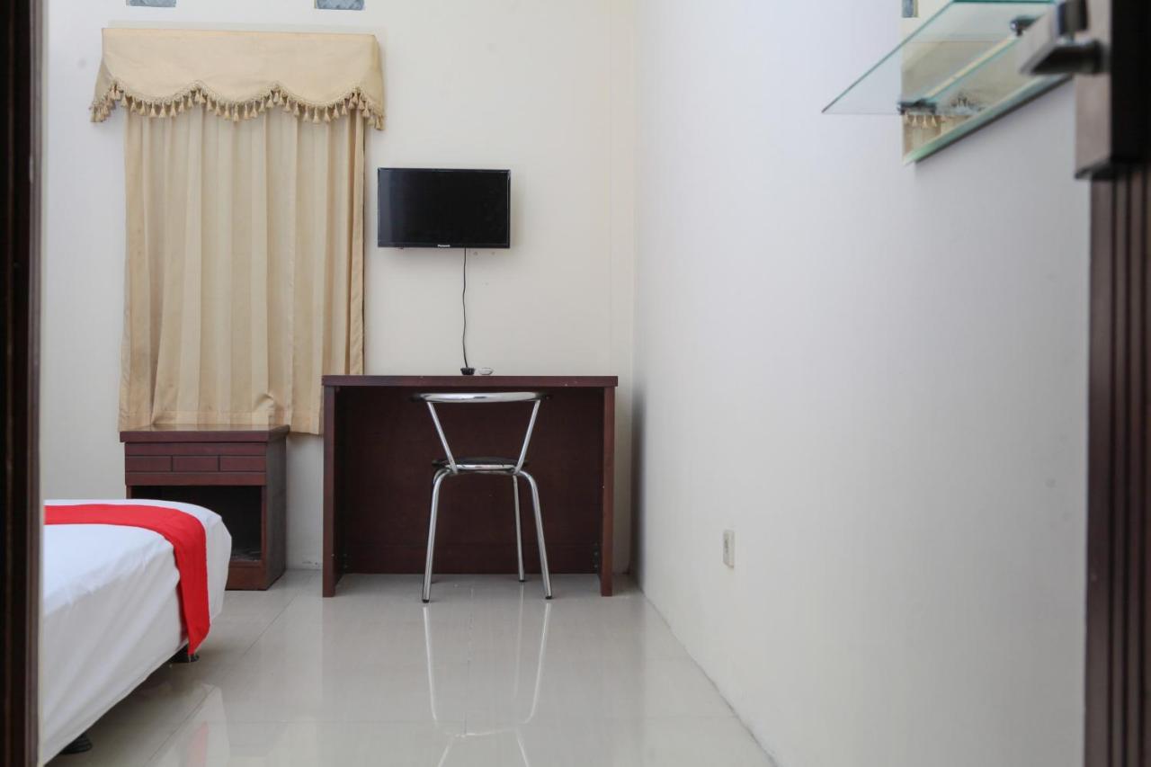 Reddoorz Near Maranatha University 3 Bandung Exterior photo